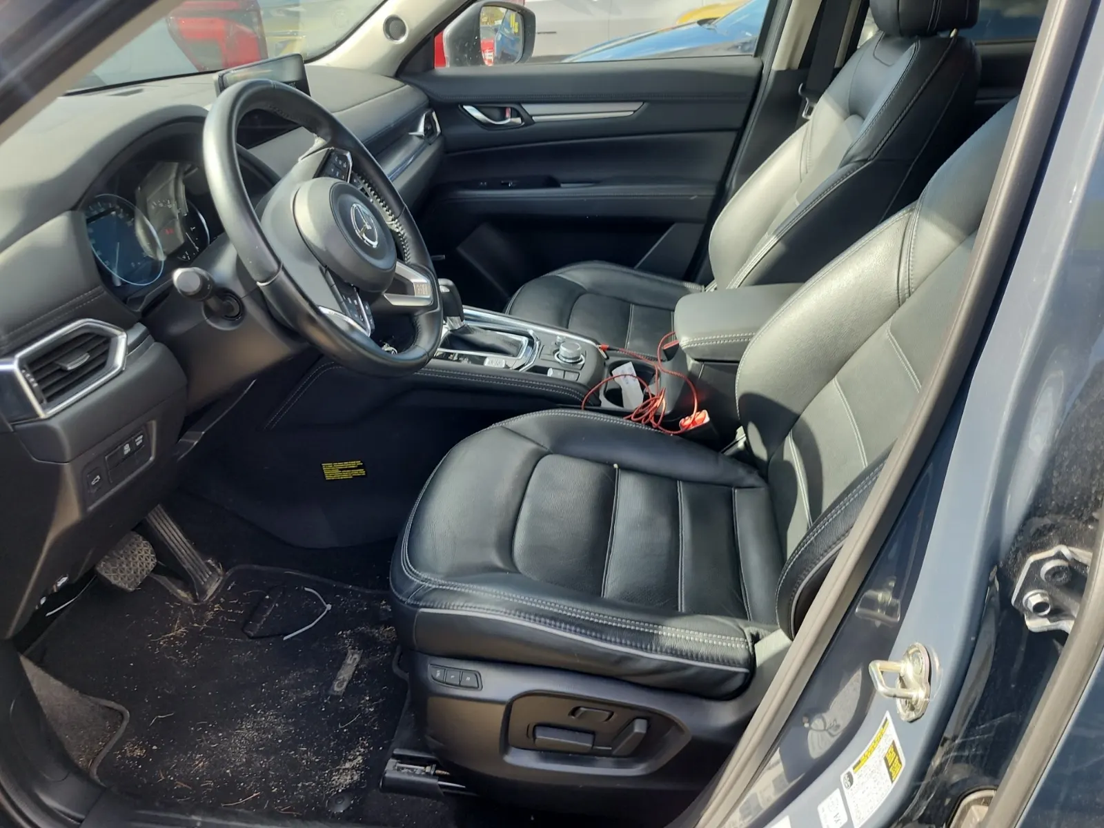 Front Interior Photo