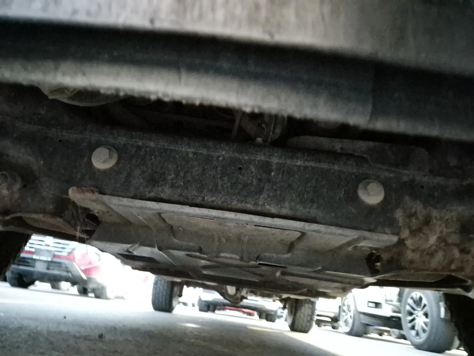 Undercarriage - Front Photo
