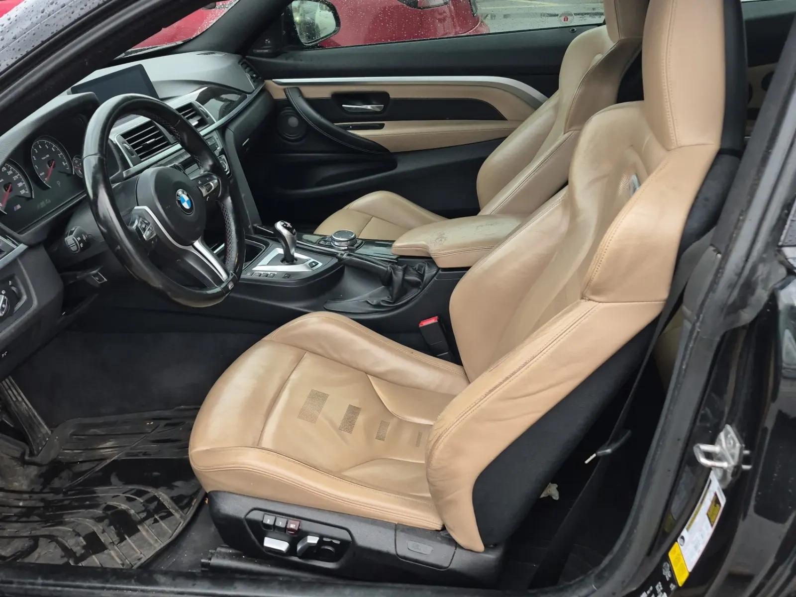 Front Interior Photo