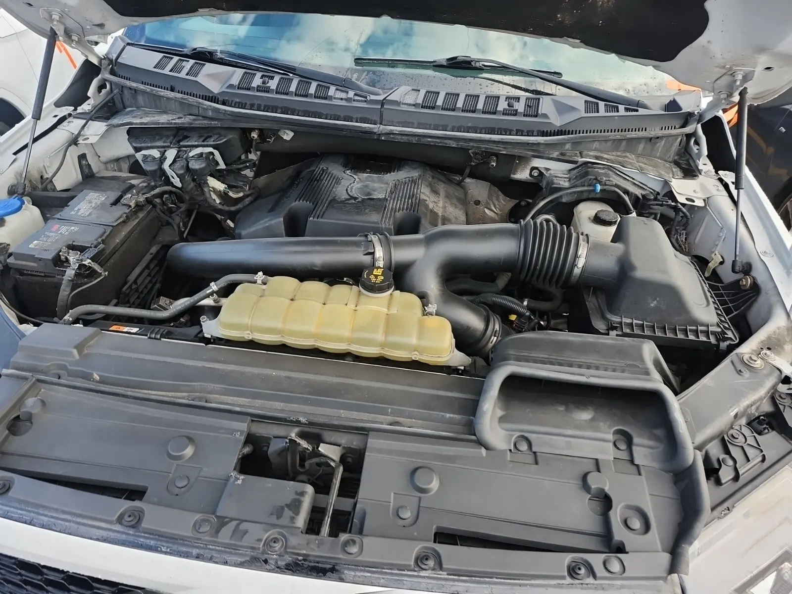 Engine Photo