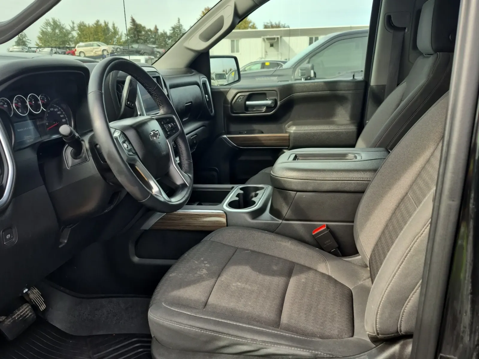 Front Interior Photo