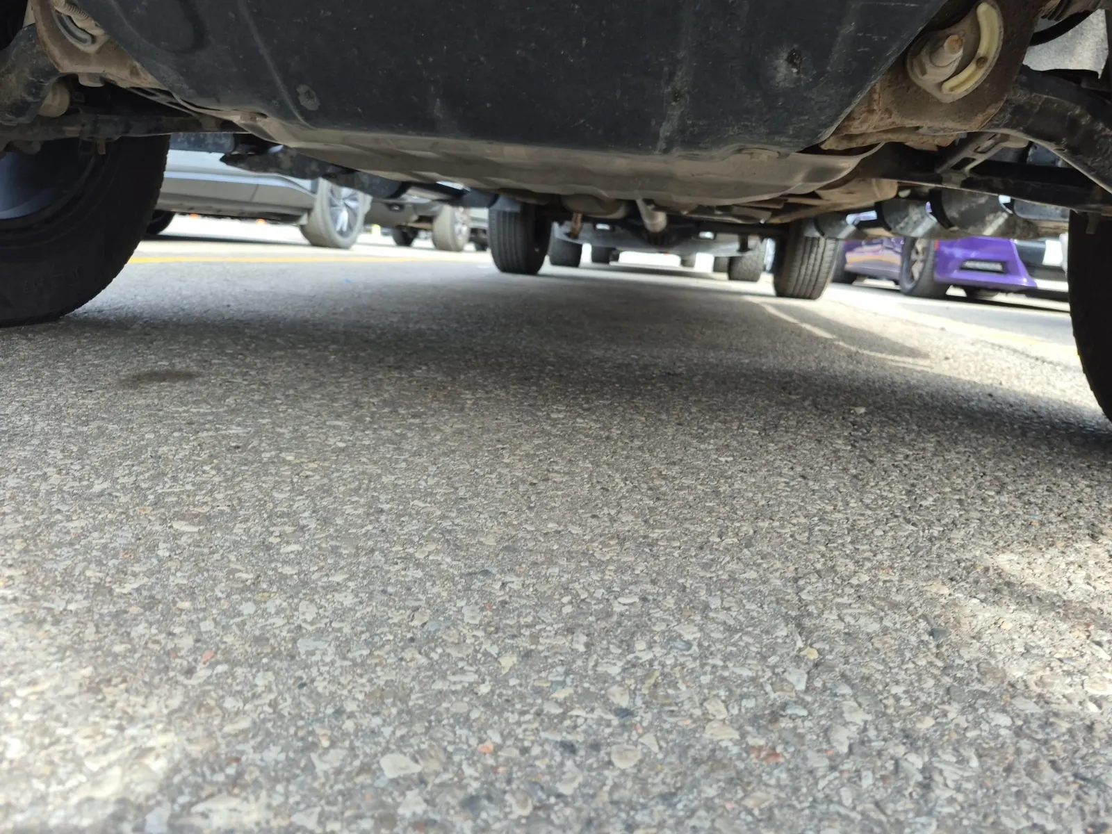 Undercarriage - Front Photo