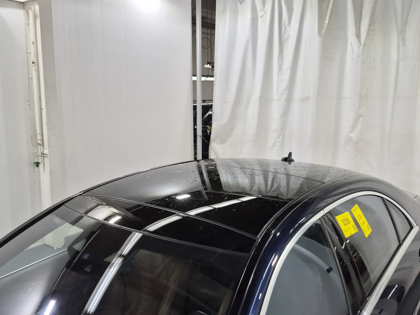 Exterior Roof Photo