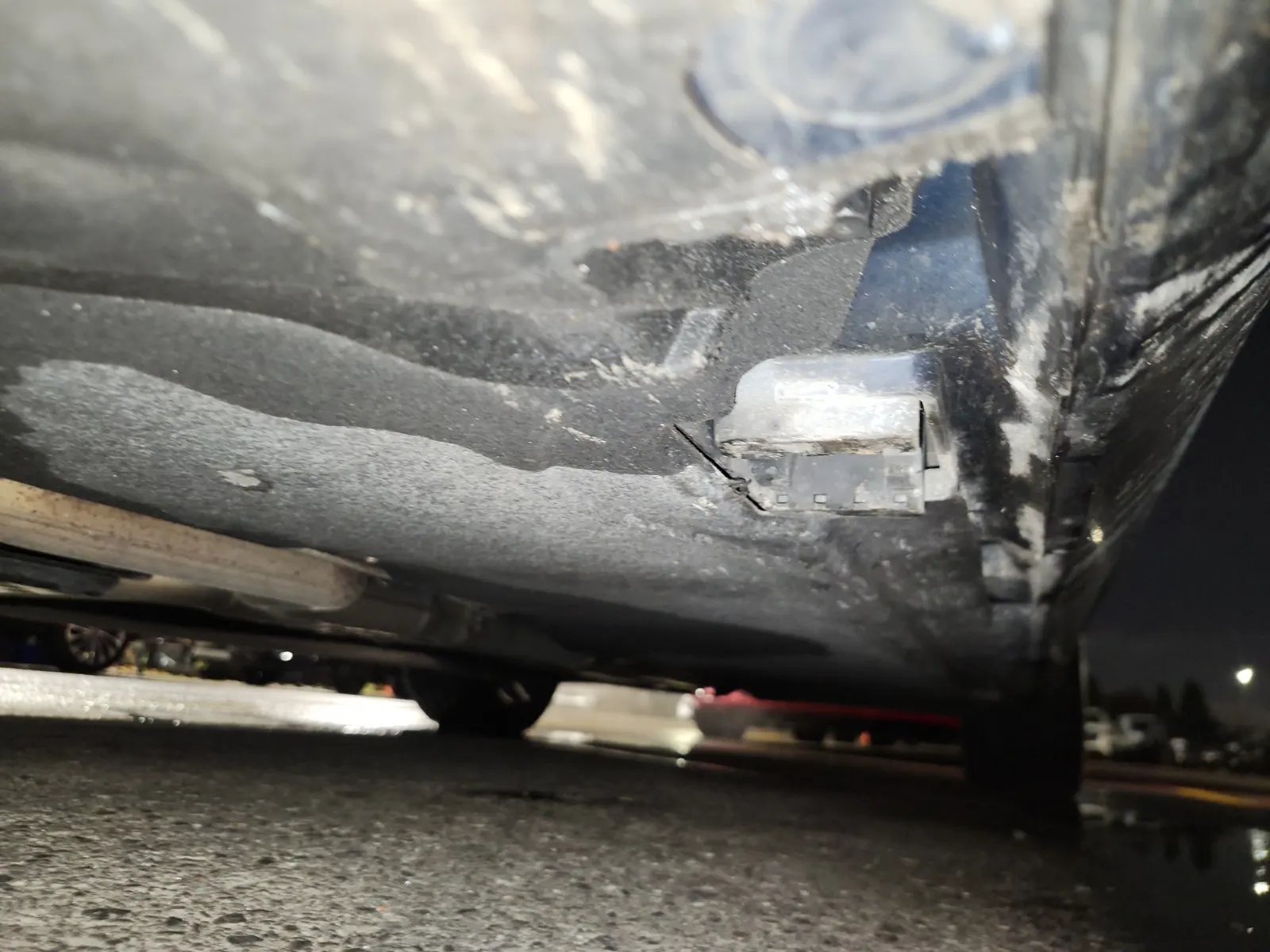 Undercarriage - Driver Photo