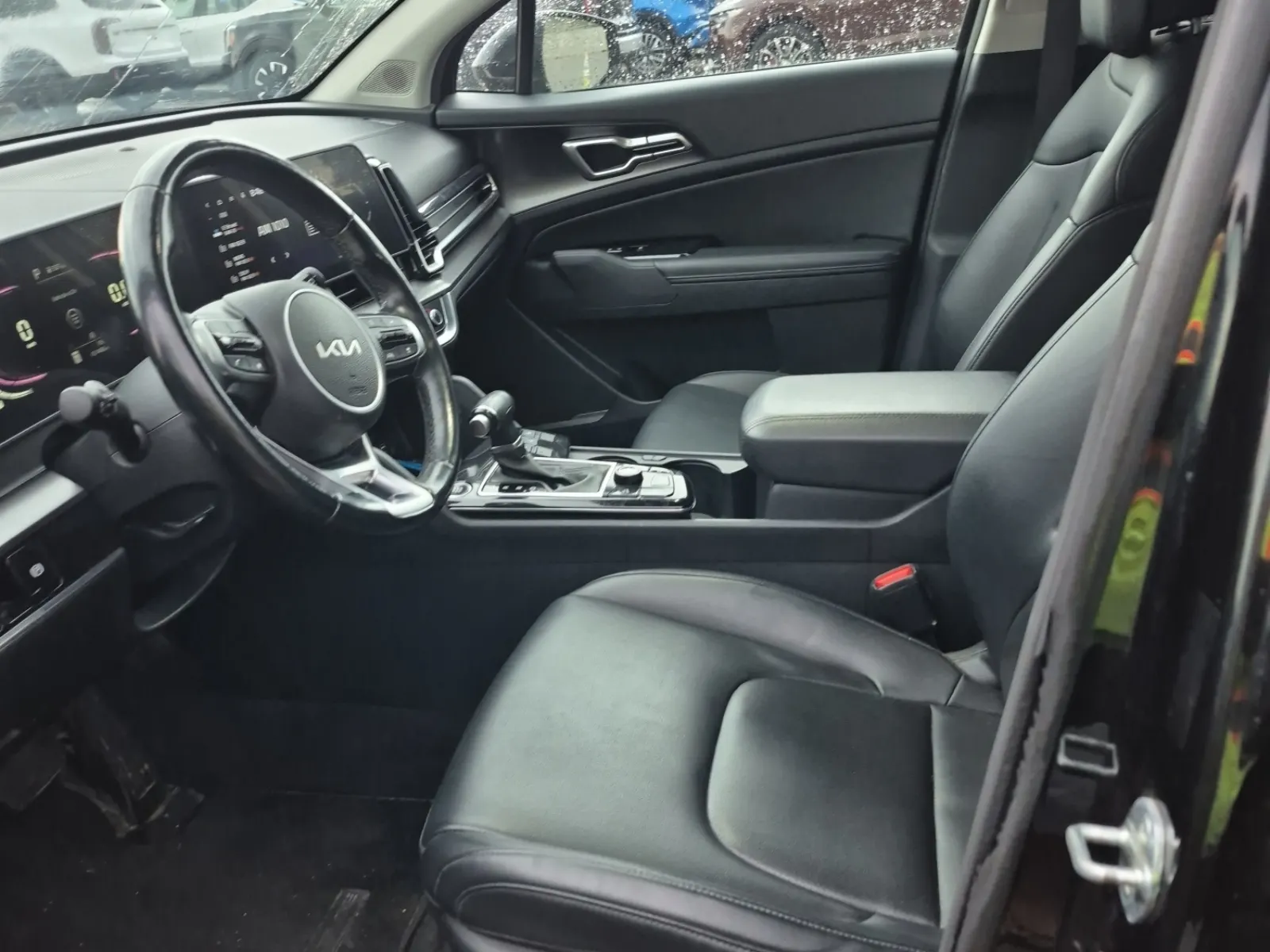 Front Interior Photo