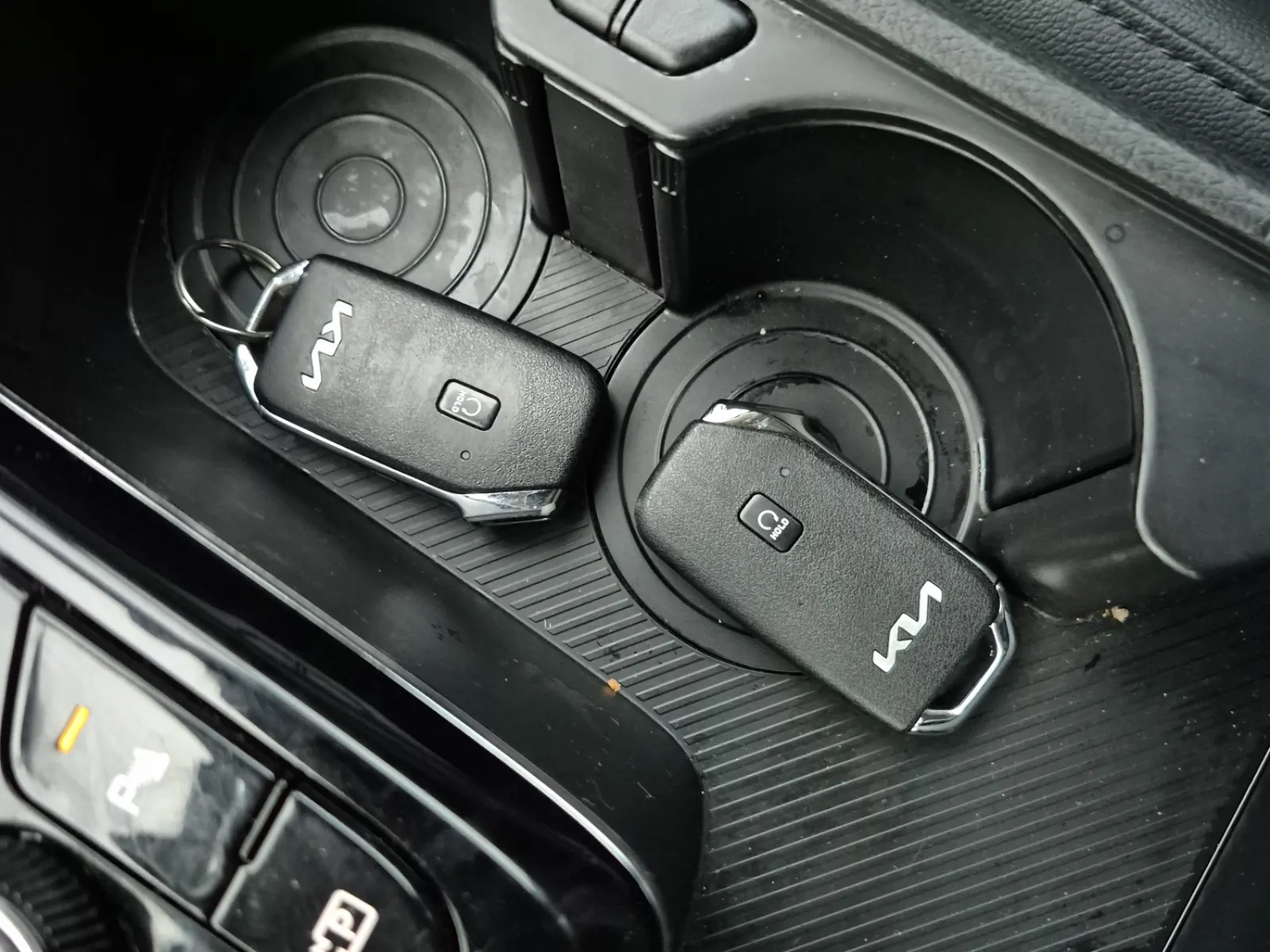 Keys/Fobs/Manual Photo