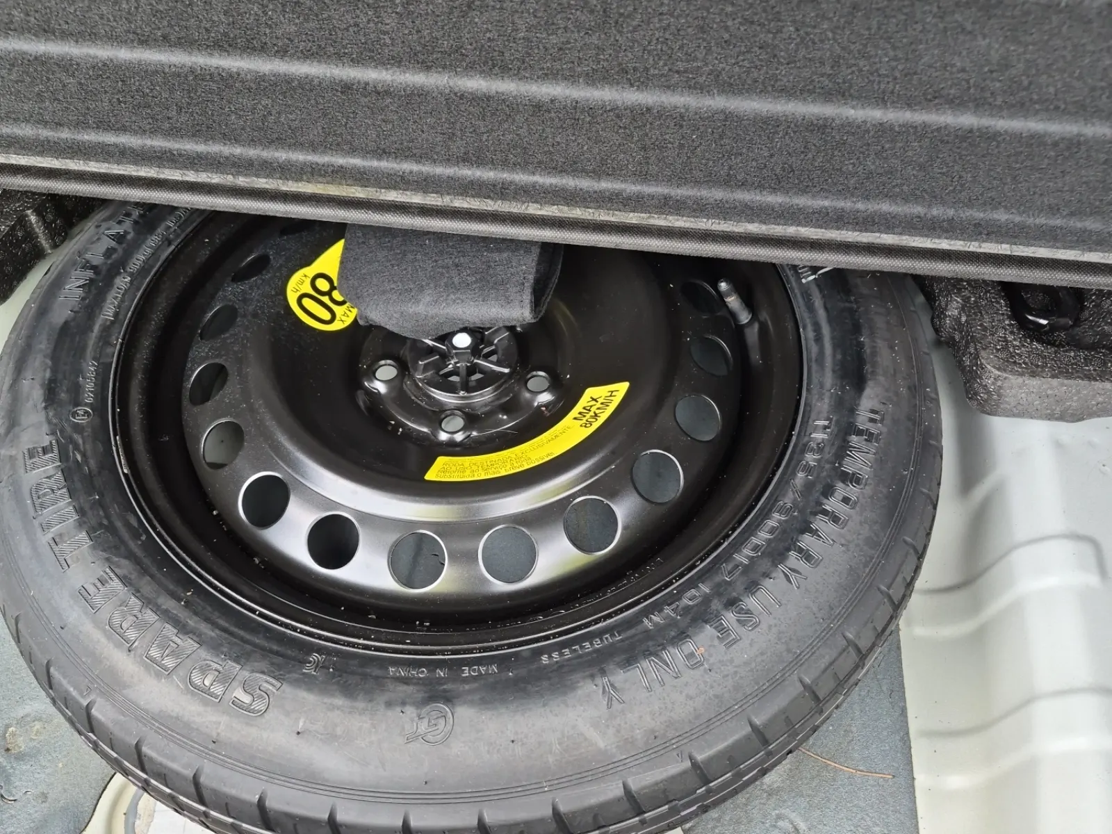 Spare Tire & Wheel Photo