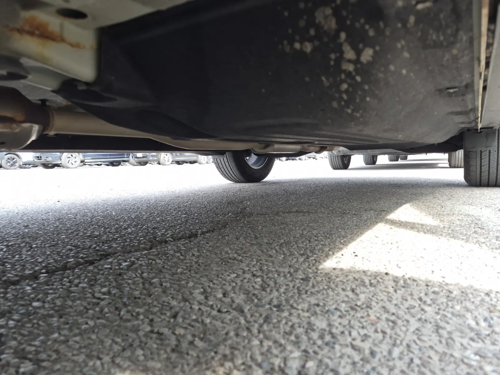Undercarriage - Driver Photo