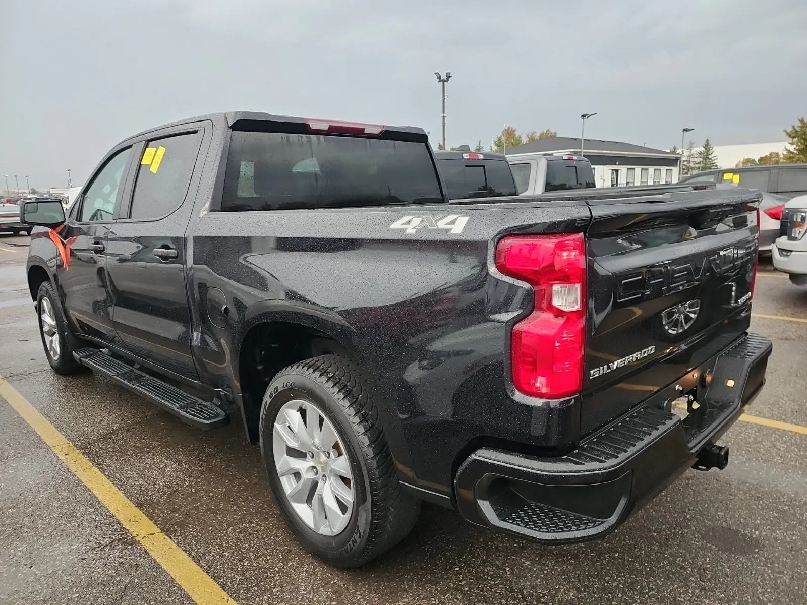 Driver Rear 3/4 Photo