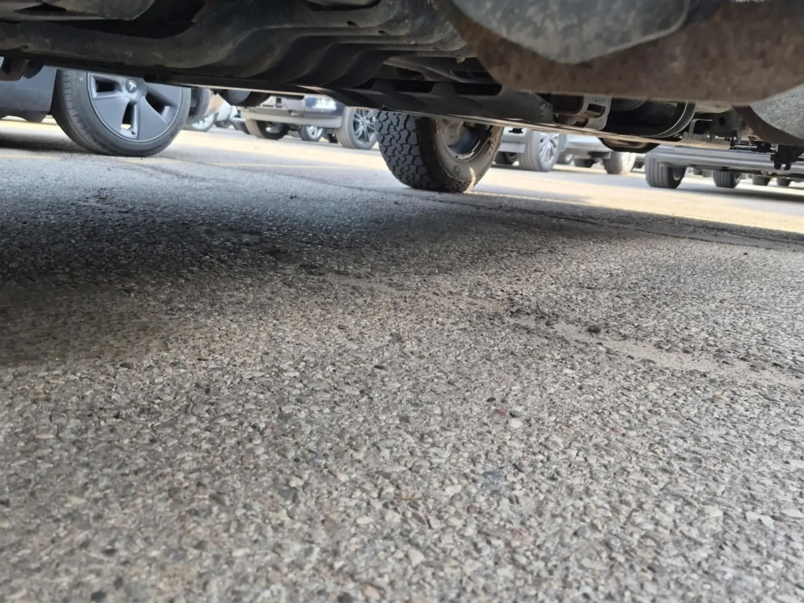 Undercarriage - Driver Photo