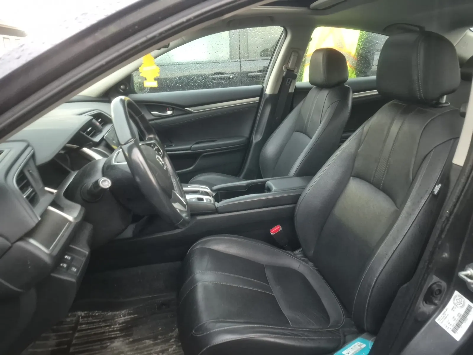 Front Interior Photo