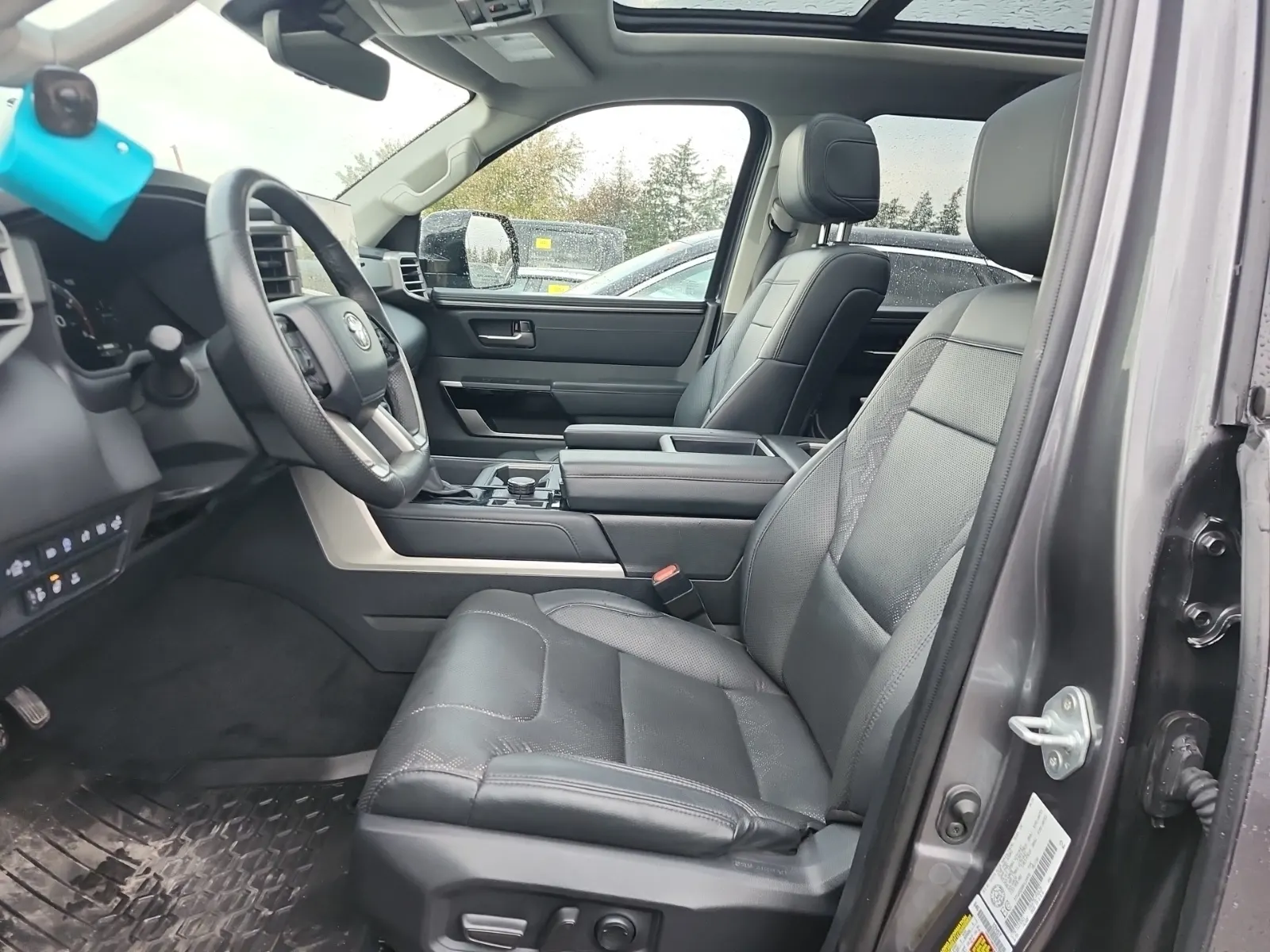 Front Interior Photo