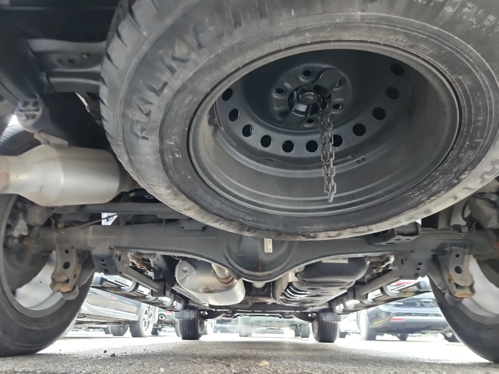Undercarriage - Rear Photo