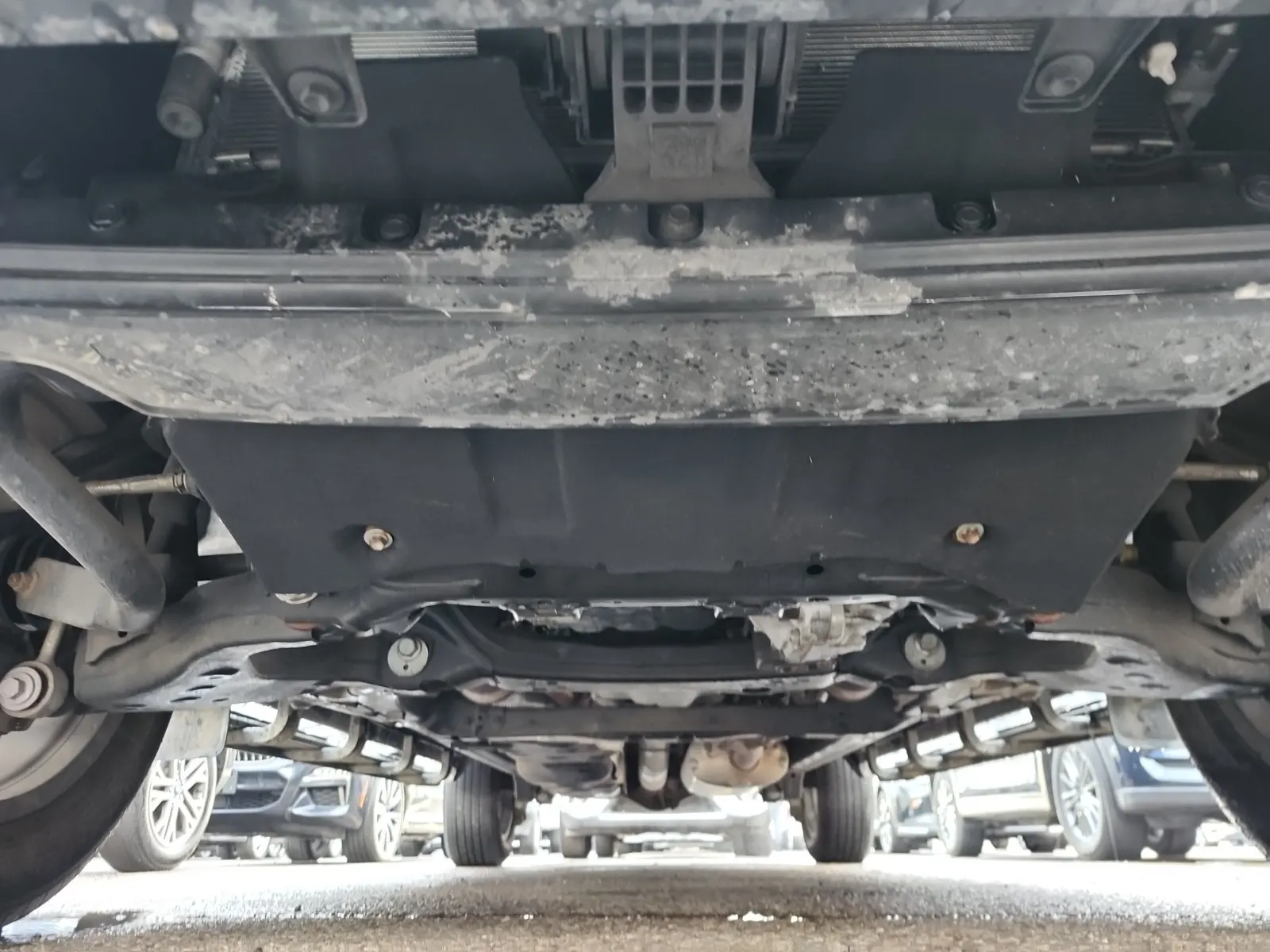 Undercarriage - Front Photo