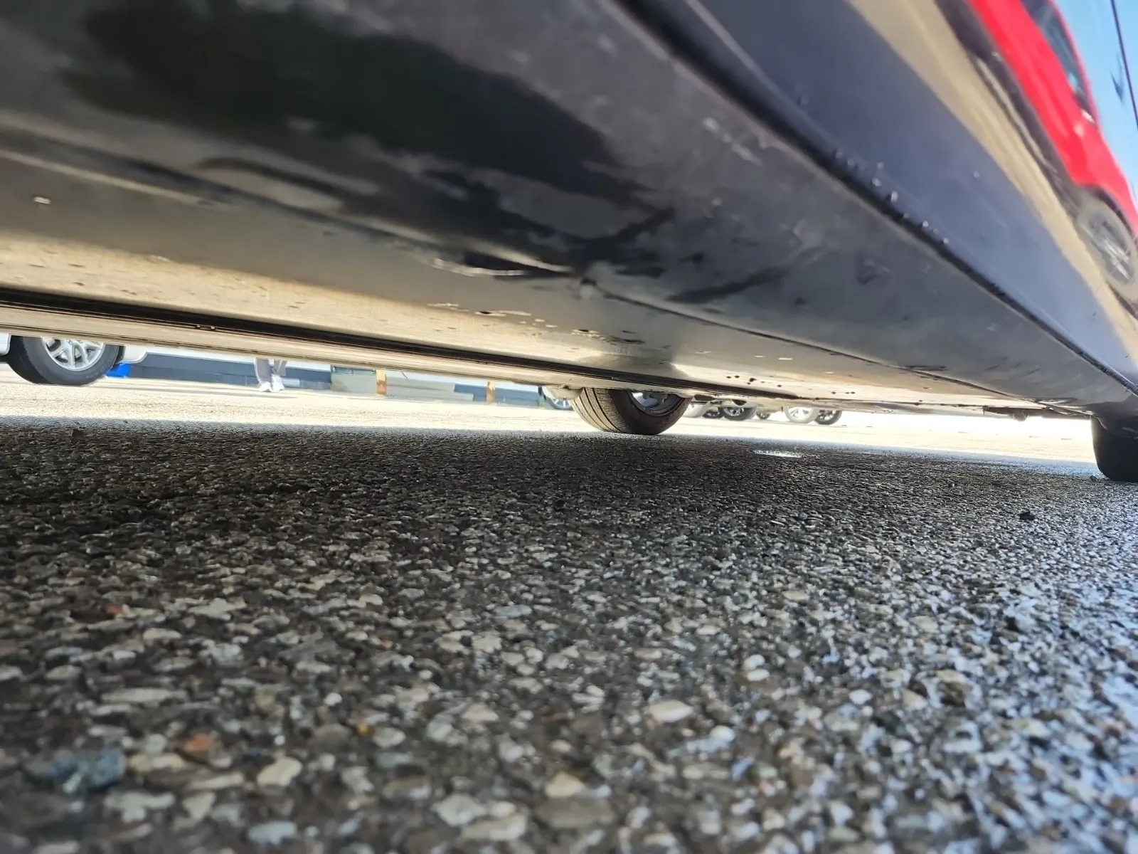 Undercarriage - Passenger Photo