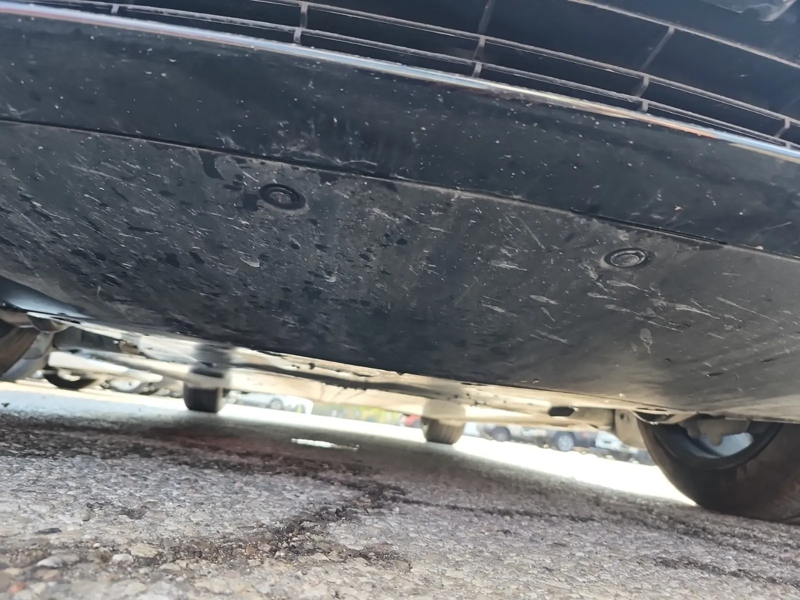 Undercarriage - Front Photo