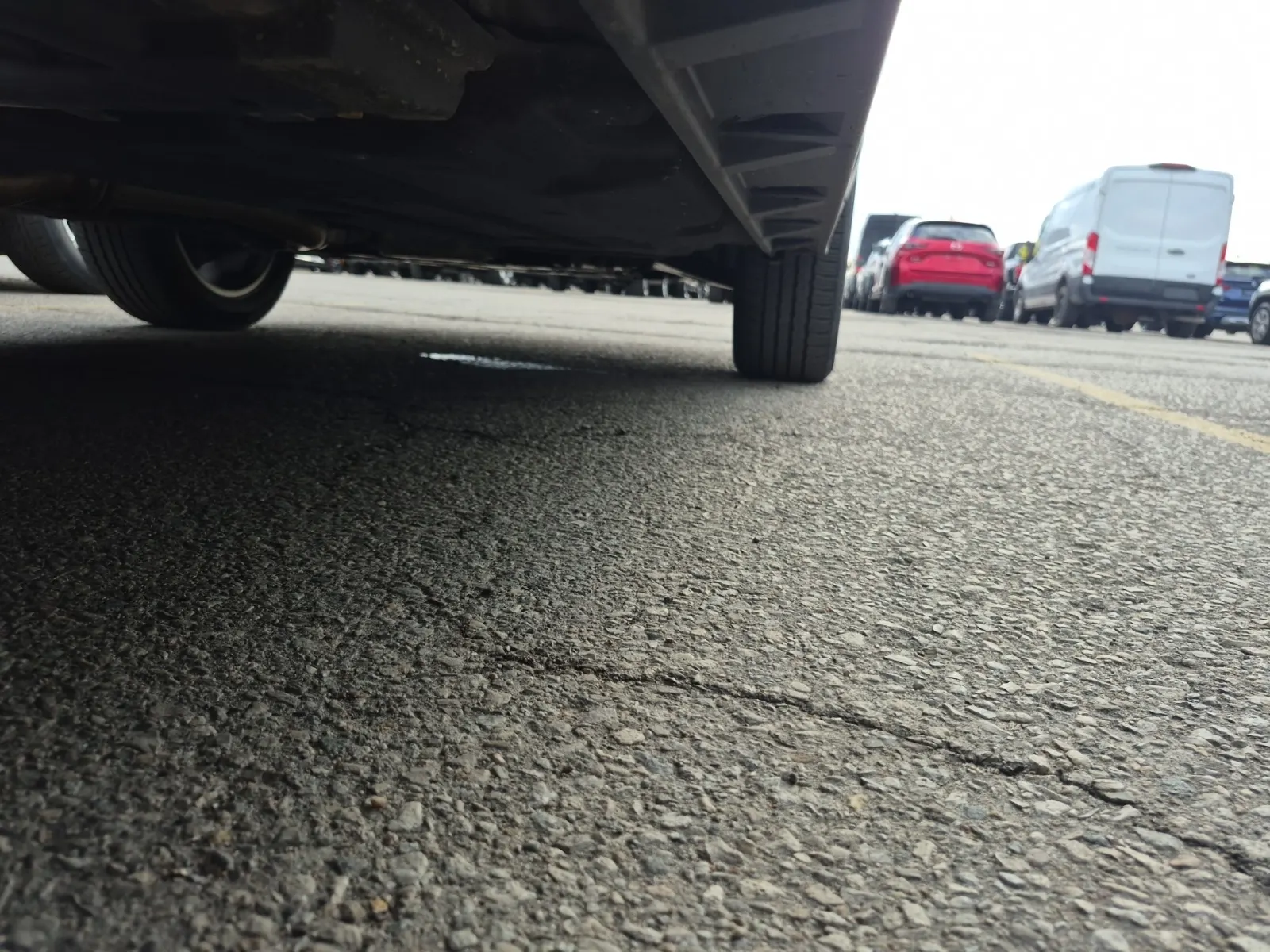Undercarriage - Passenger Photo