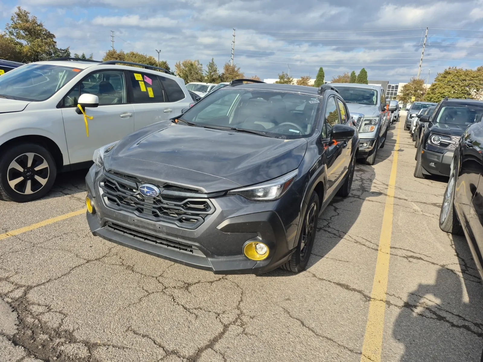 Front driver 3/4 photo