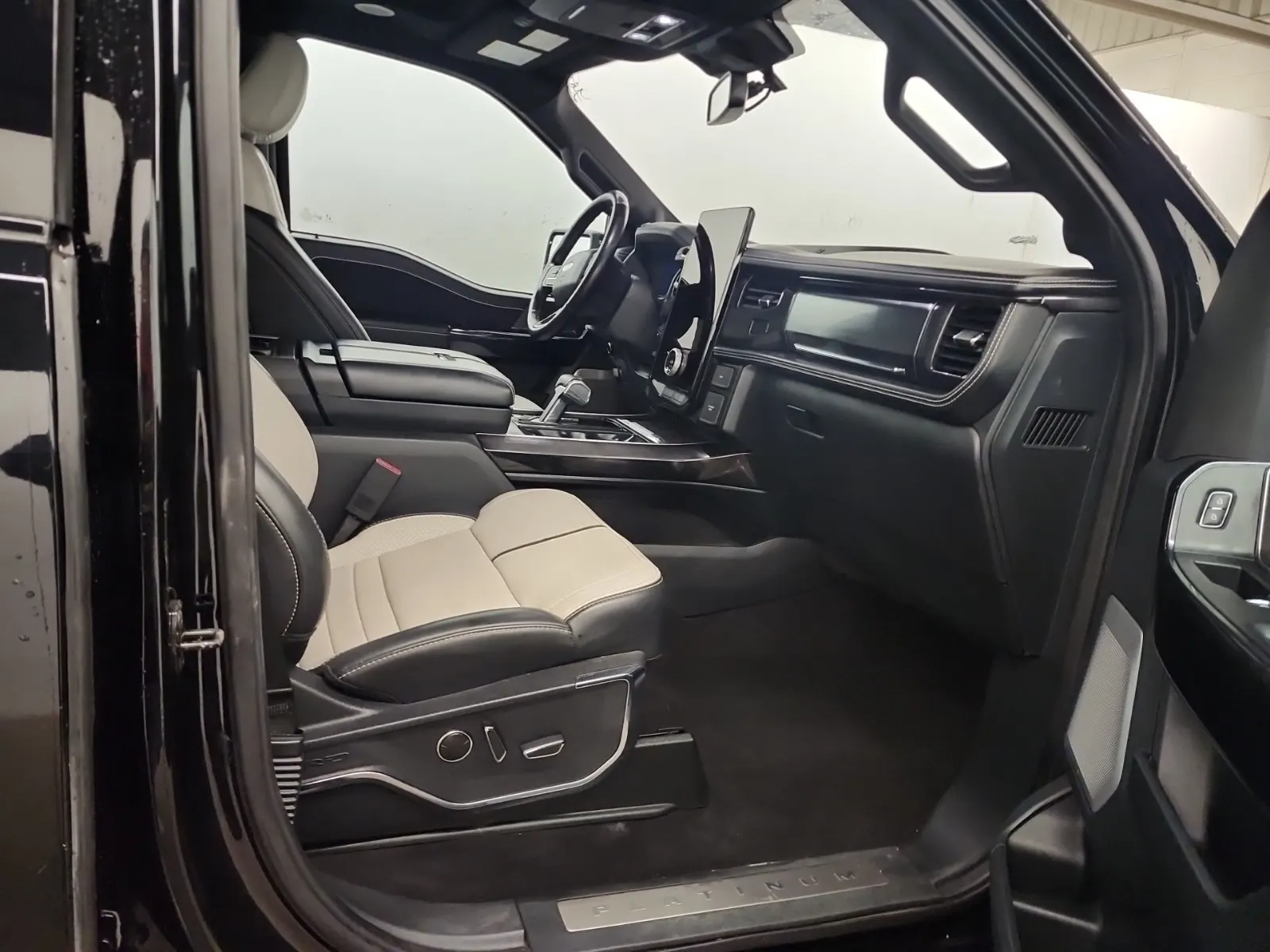 Right Side Interior Photo