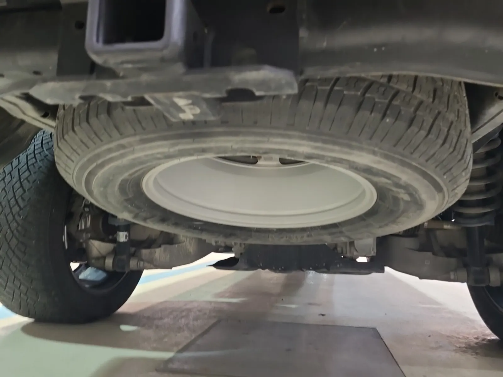 Spare Tire & Wheel Photo
