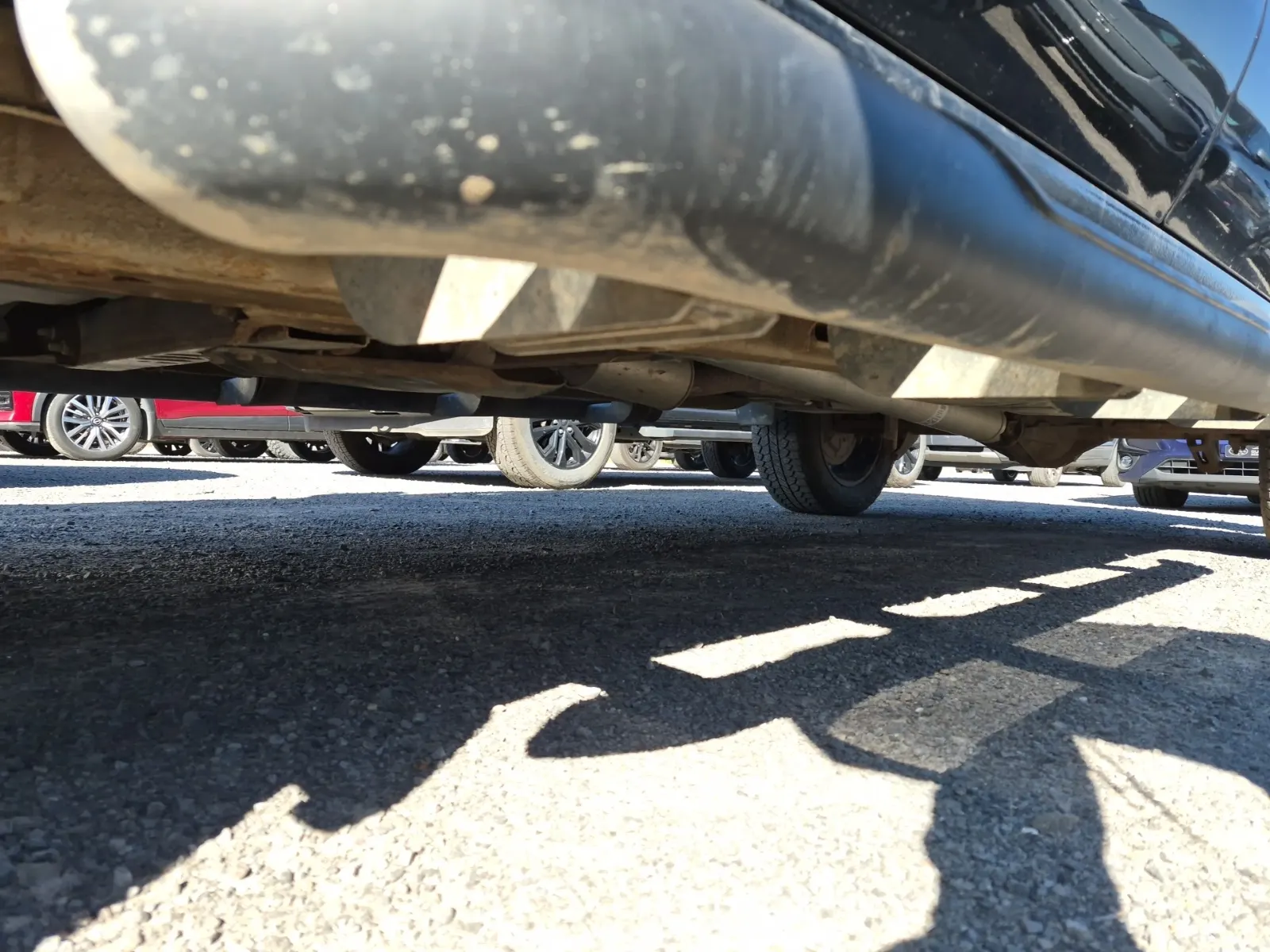 Undercarriage - Driver Photo