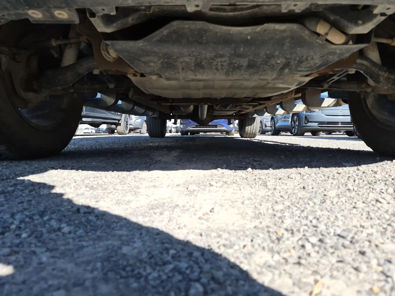 Undercarriage - Front Photo