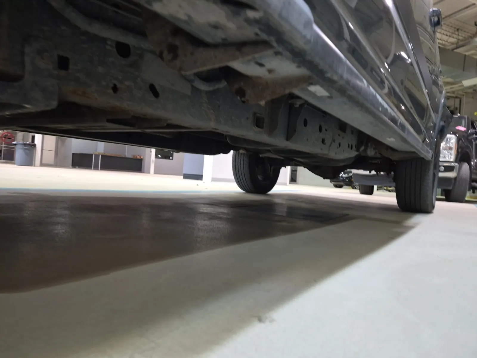 Undercarriage - Driver Photo