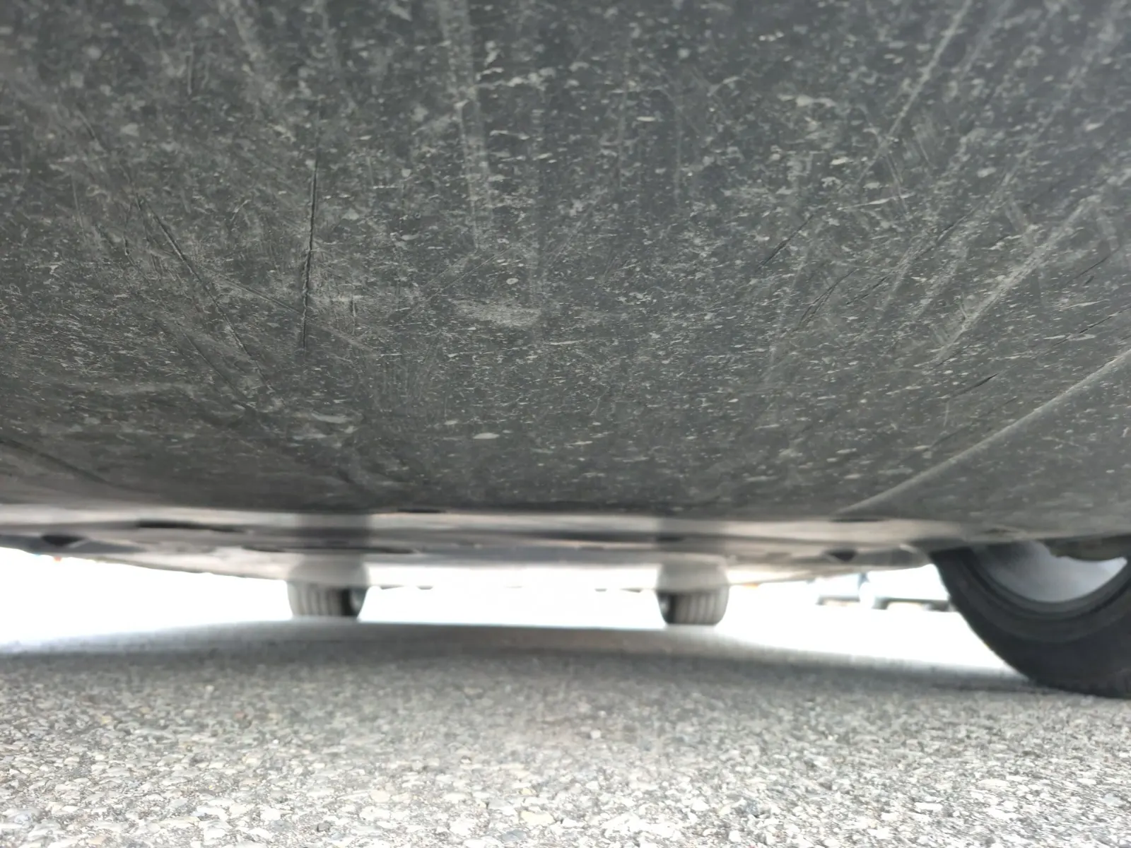 Undercarriage - Front Photo