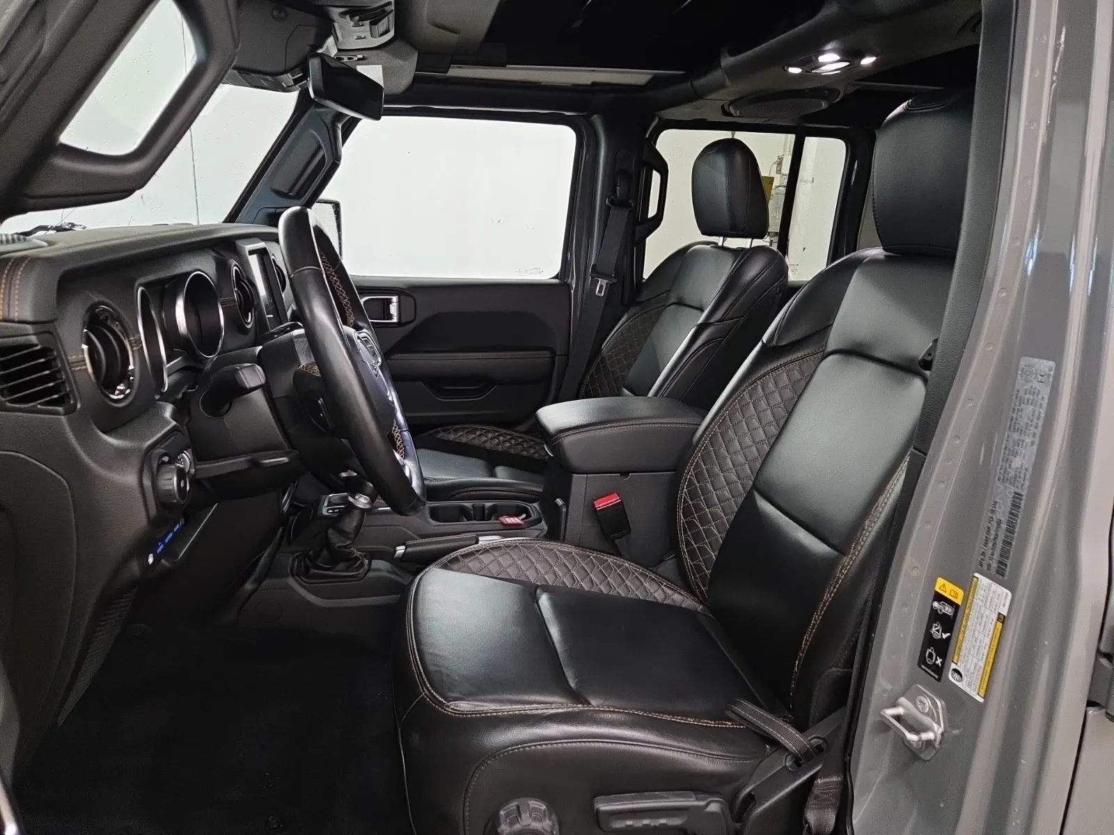 Front Interior Photo