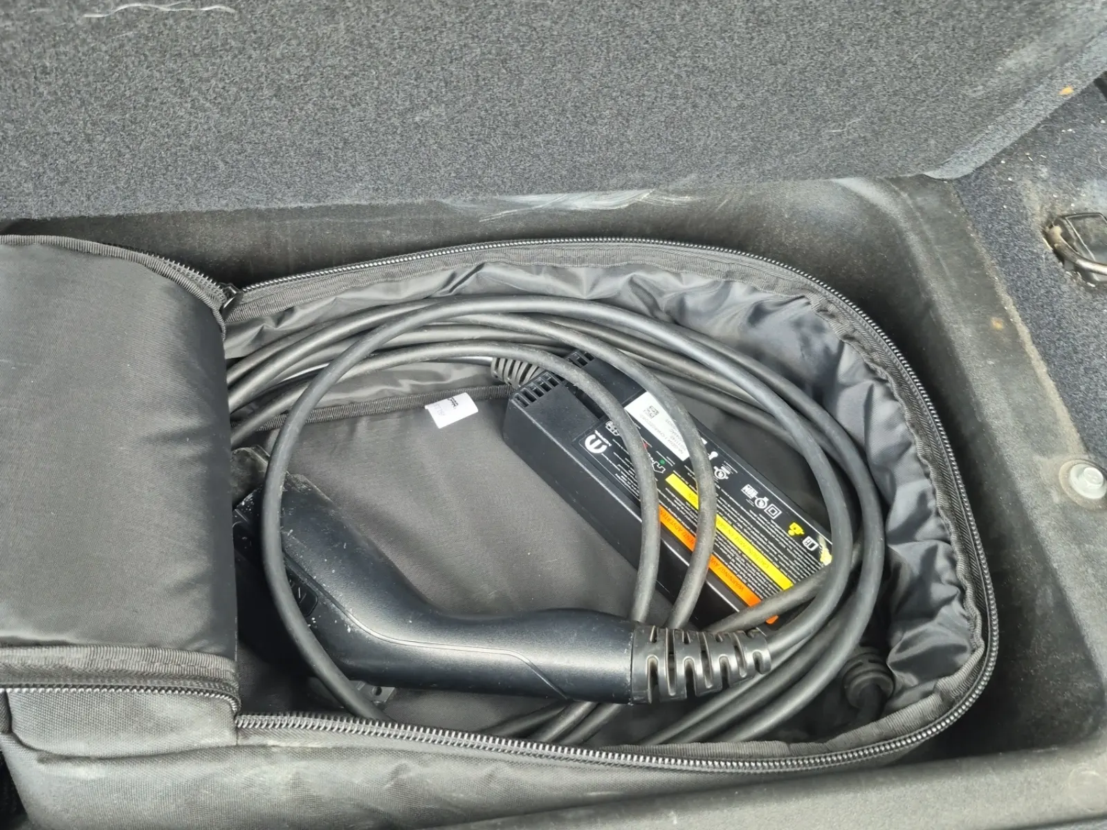 Charging Cable Photo