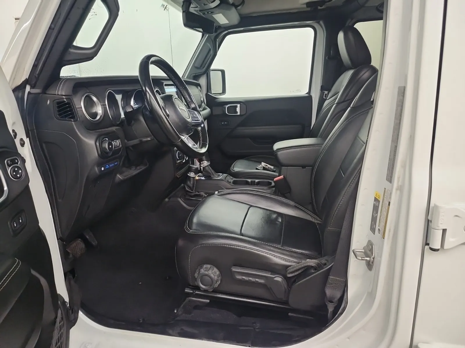 Front Interior Photo