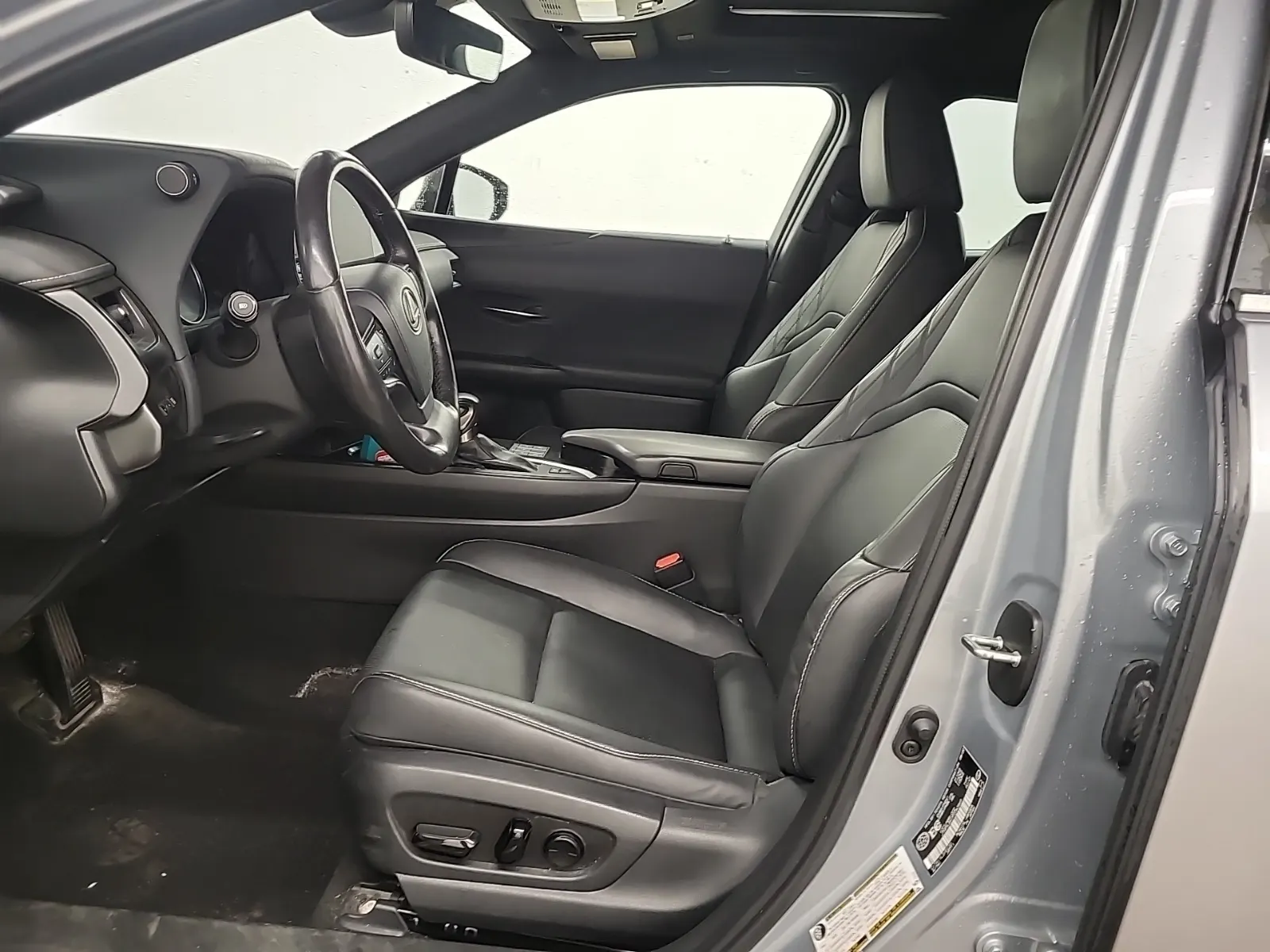 Front Interior Photo