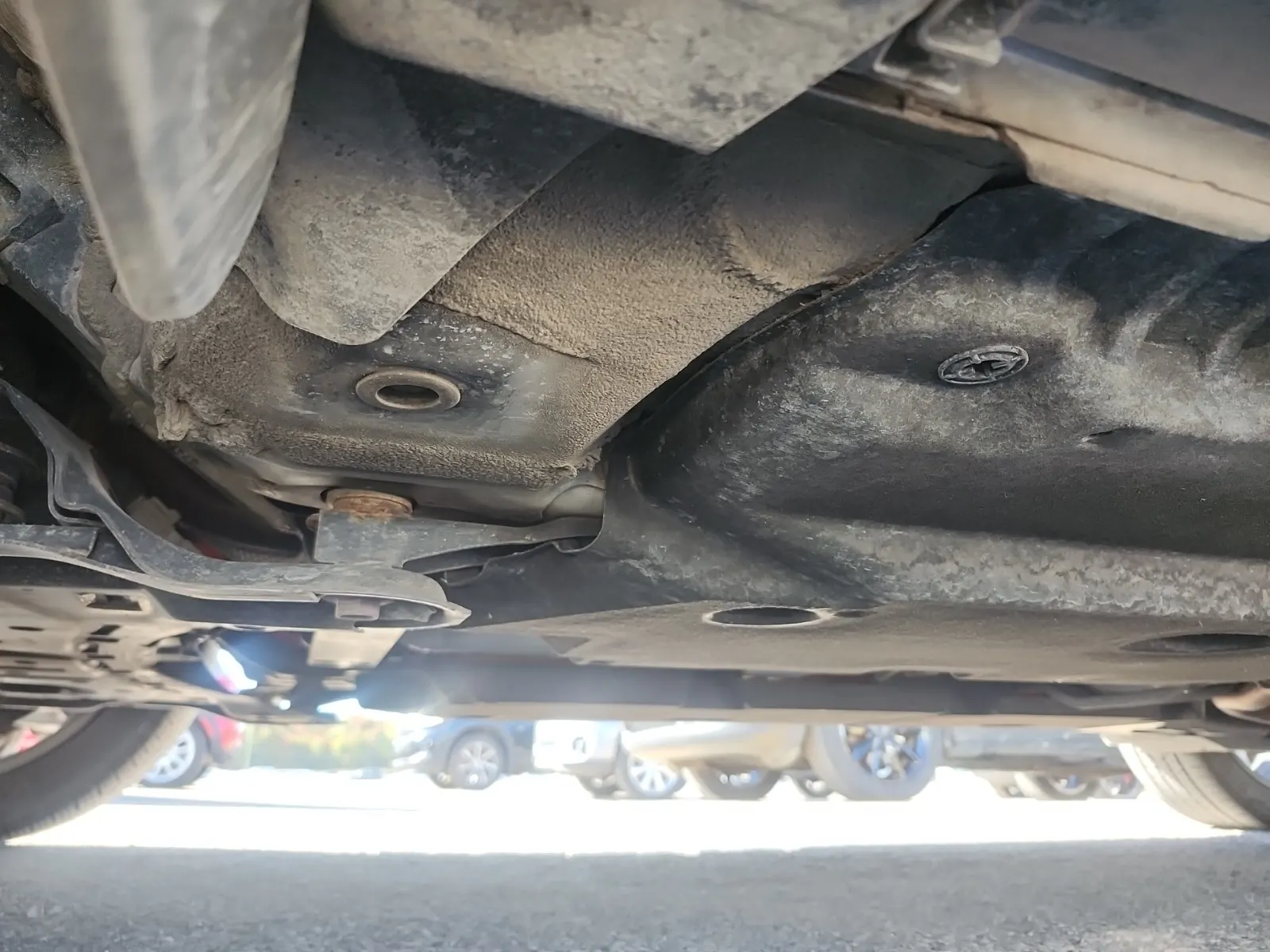 Undercarriage - Driver Photo
