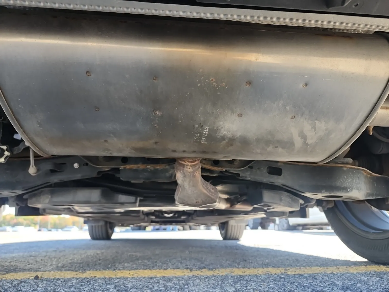 Undercarriage - Rear Photo