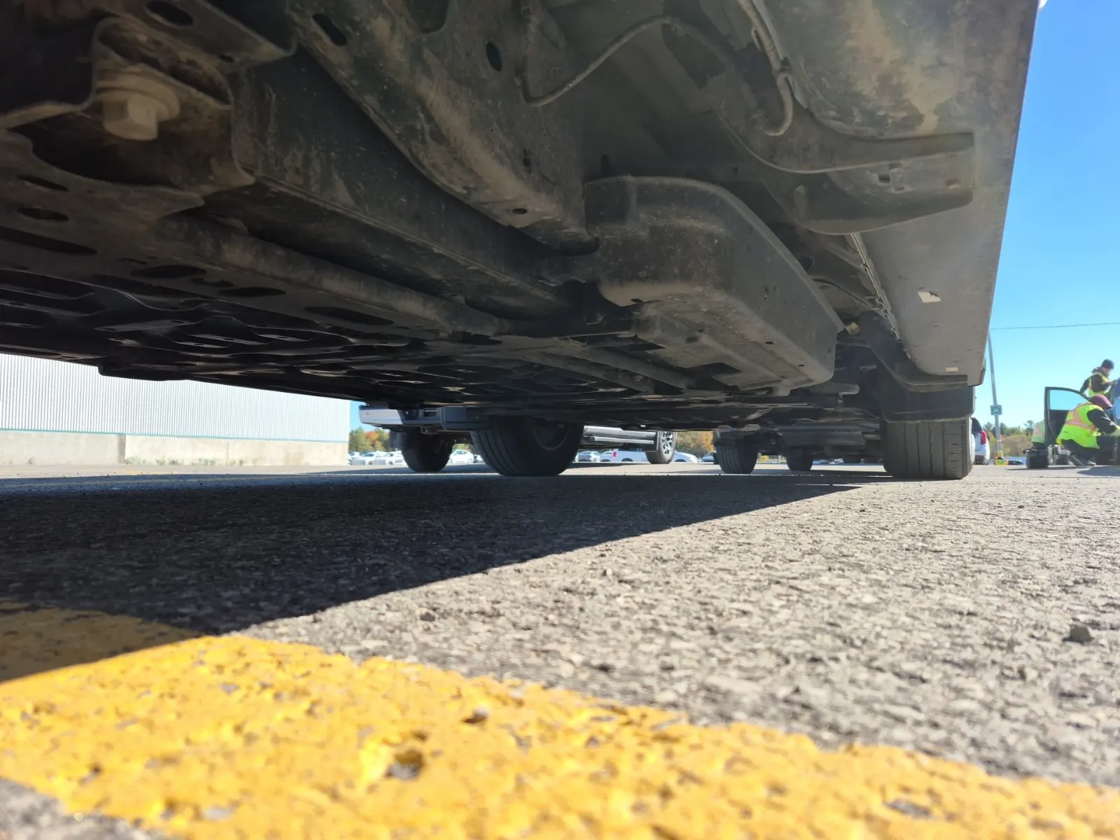 Undercarriage - Passenger Photo