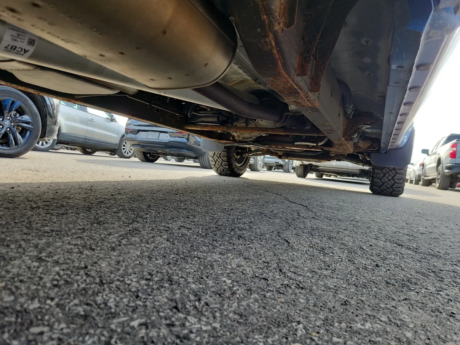 Undercarriage - Passenger Photo