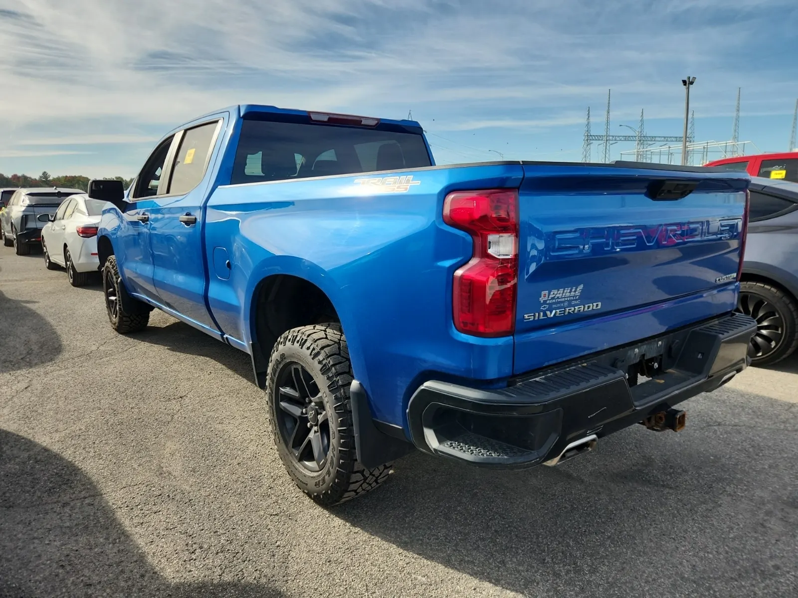 Driver Rear 3/4 Photo