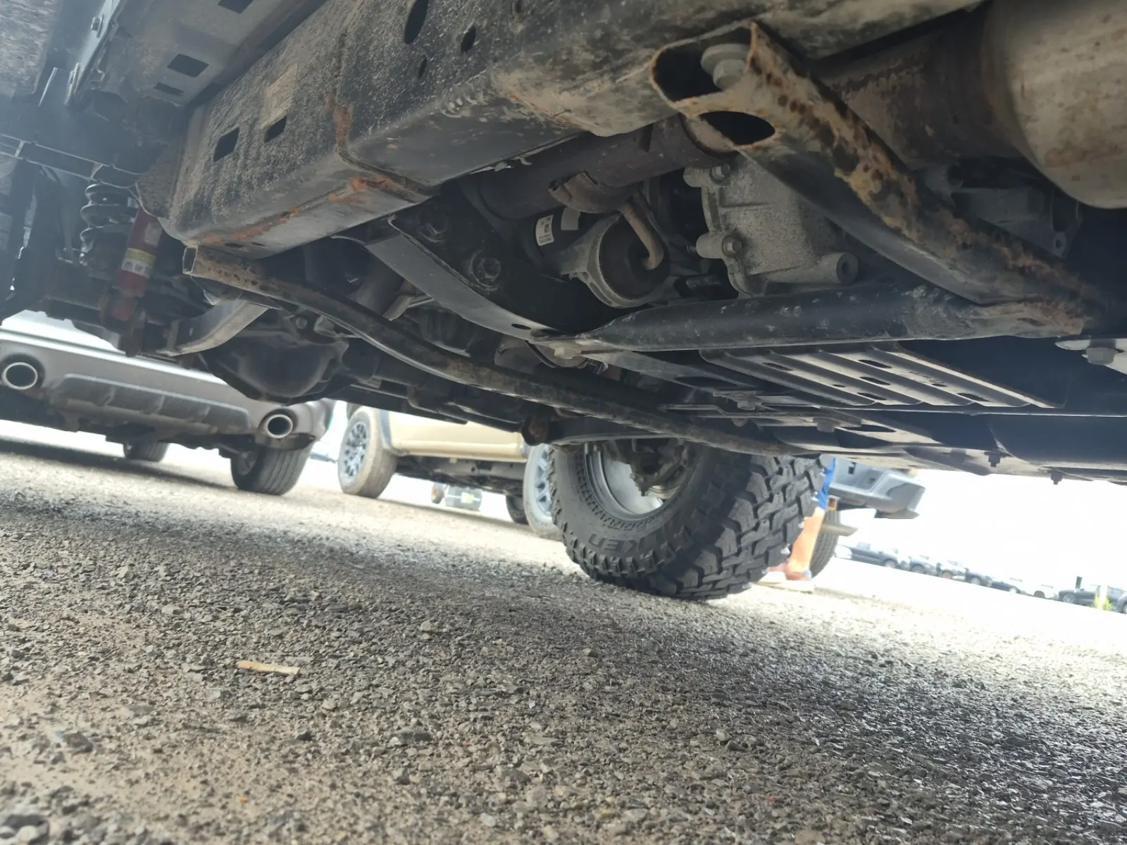 Undercarriage - Driver Photo