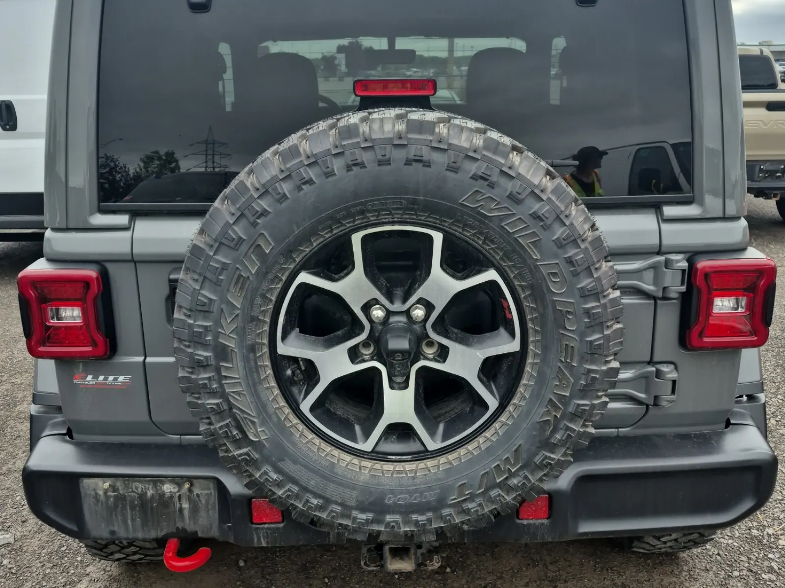 Spare Tire & Wheel Photo