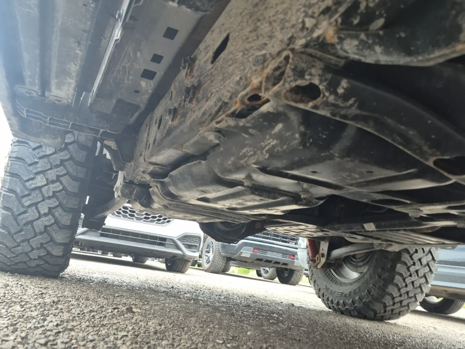 Undercarriage - Passenger Photo