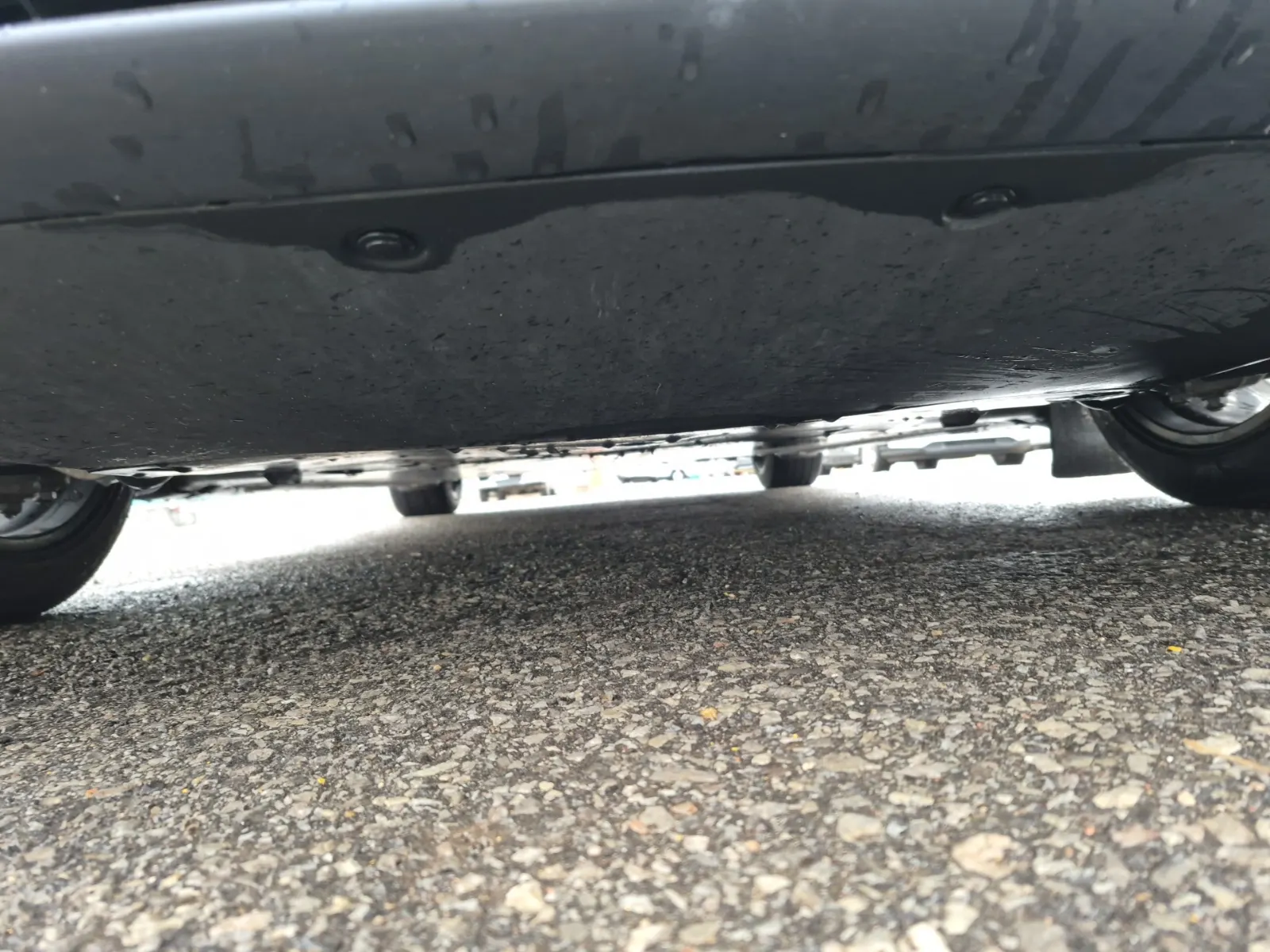 Undercarriage - Front Photo