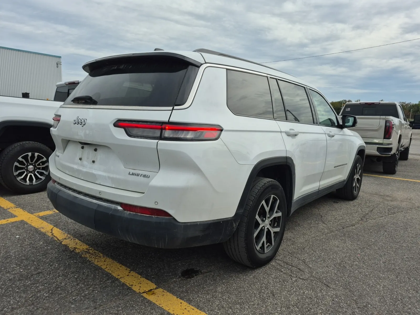 Passenger Rear 3/4 Photo