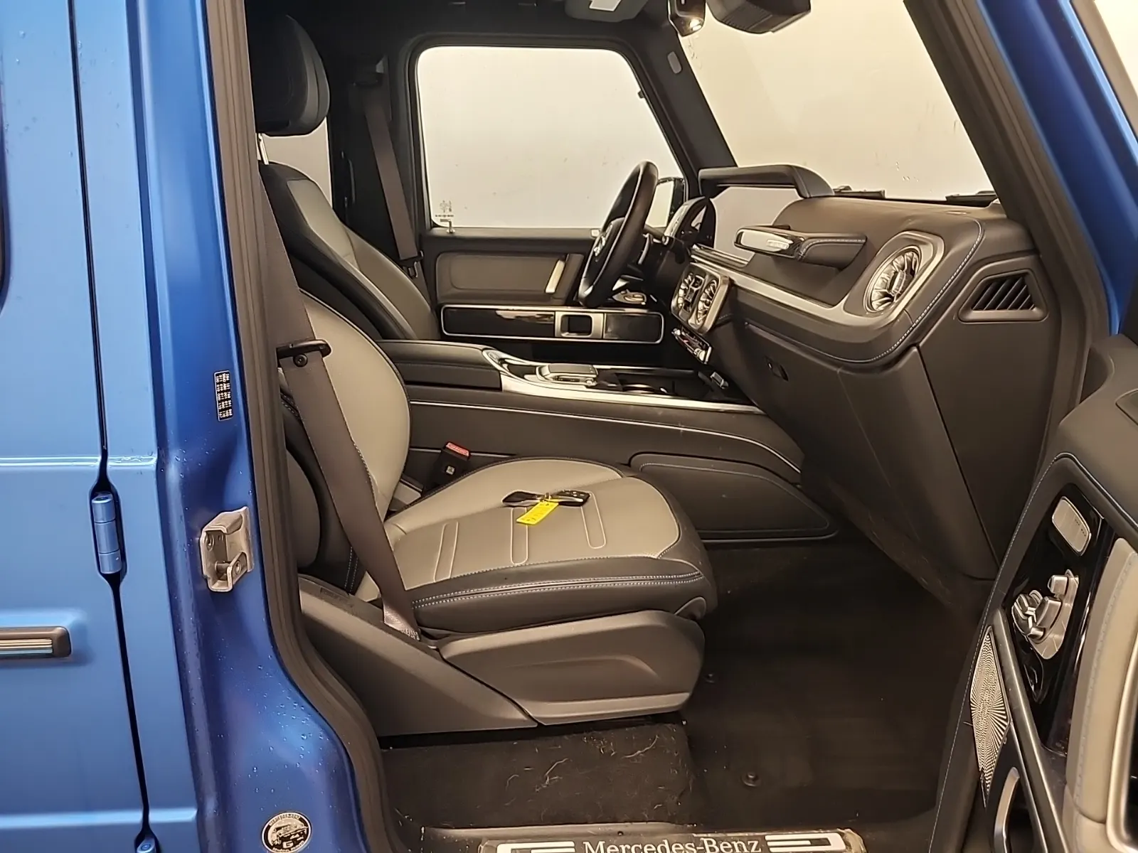 Right Side Interior Photo