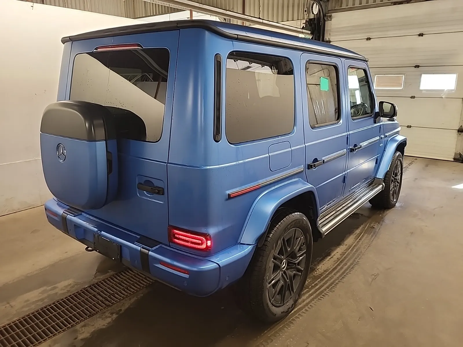 Passenger Rear 3/4 Photo