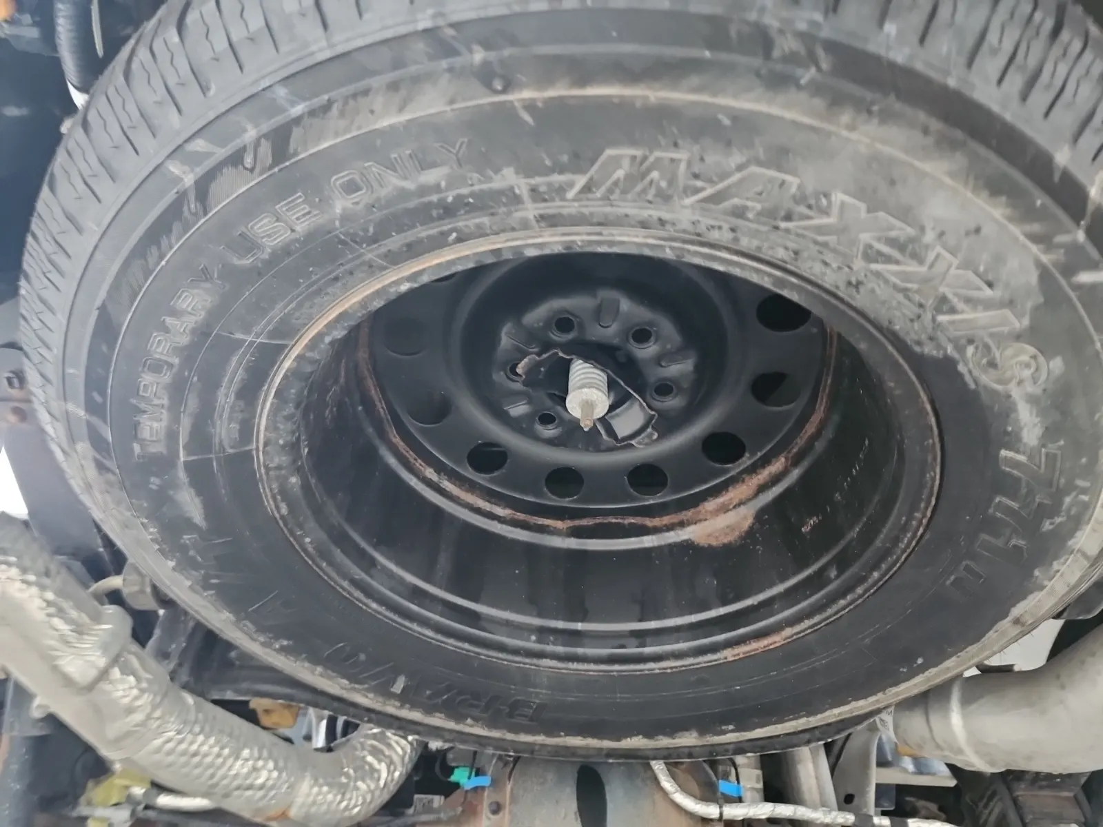 Spare Tire & Wheel Photo