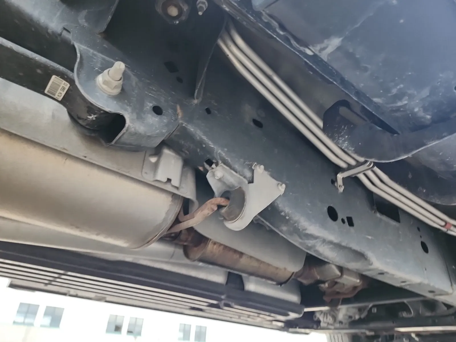 Undercarriage - Passenger Photo