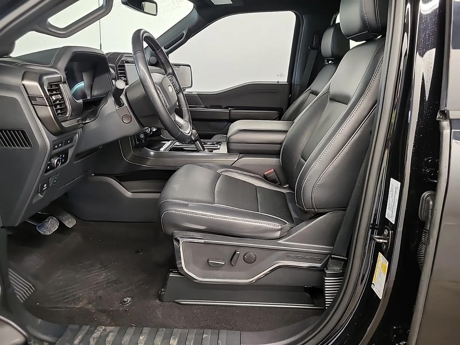 Front Interior Photo