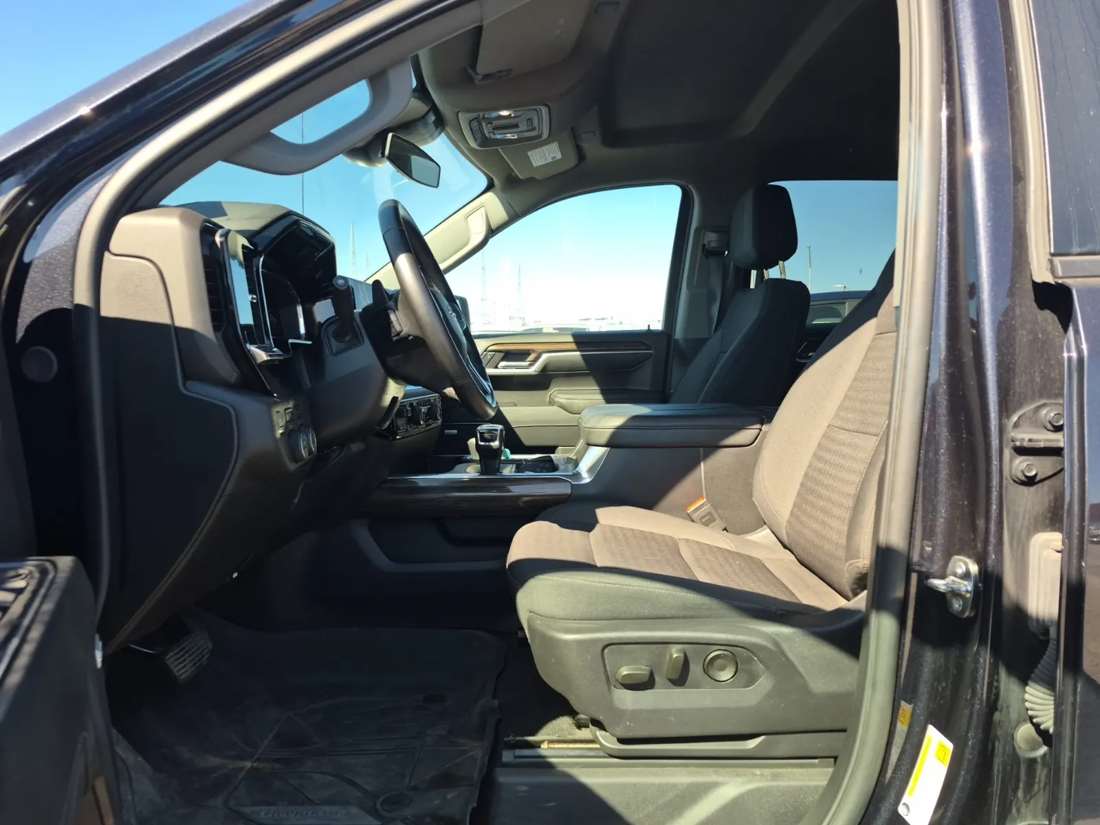 Front Interior Photo