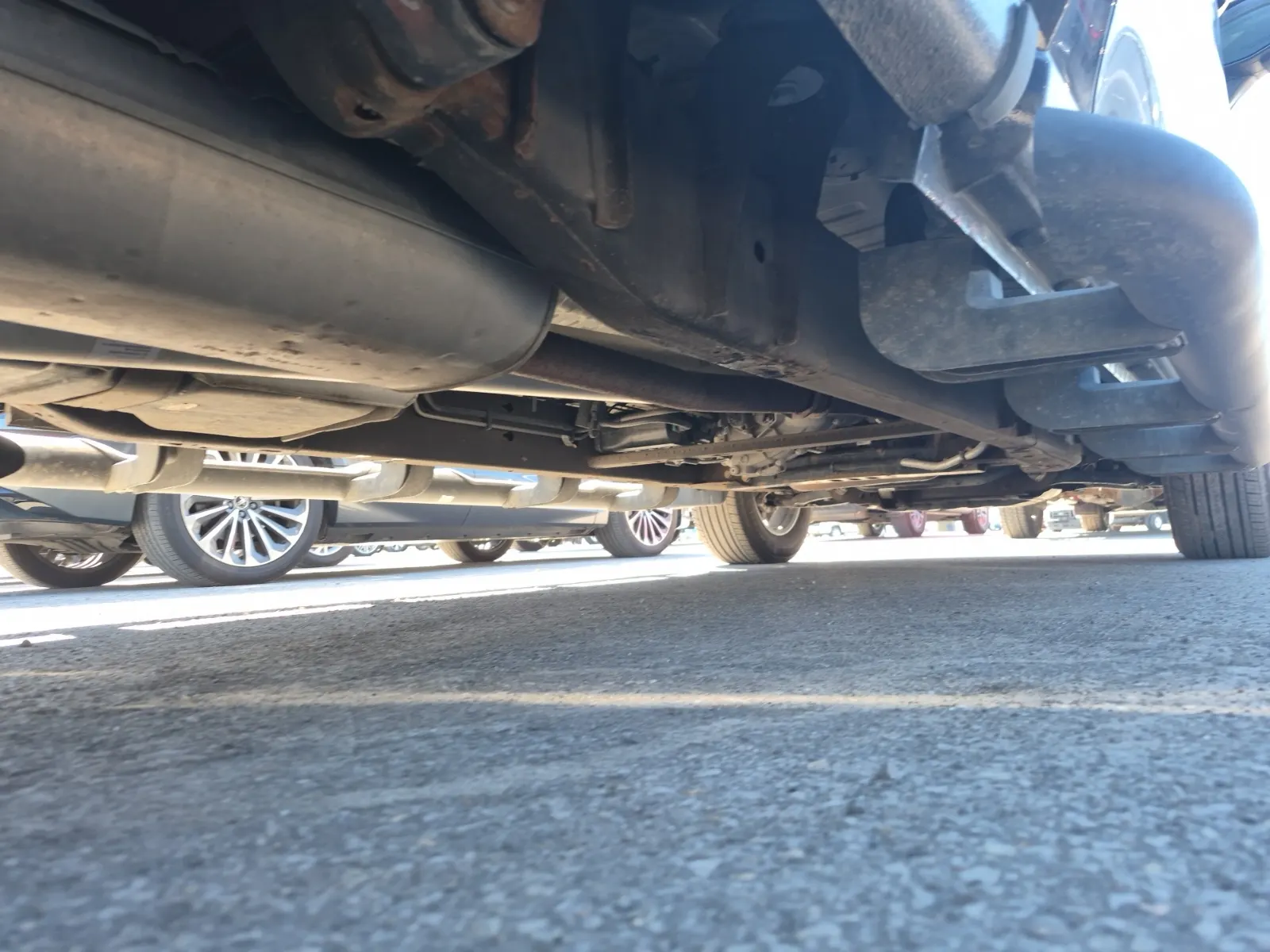 Undercarriage - Passenger Photo