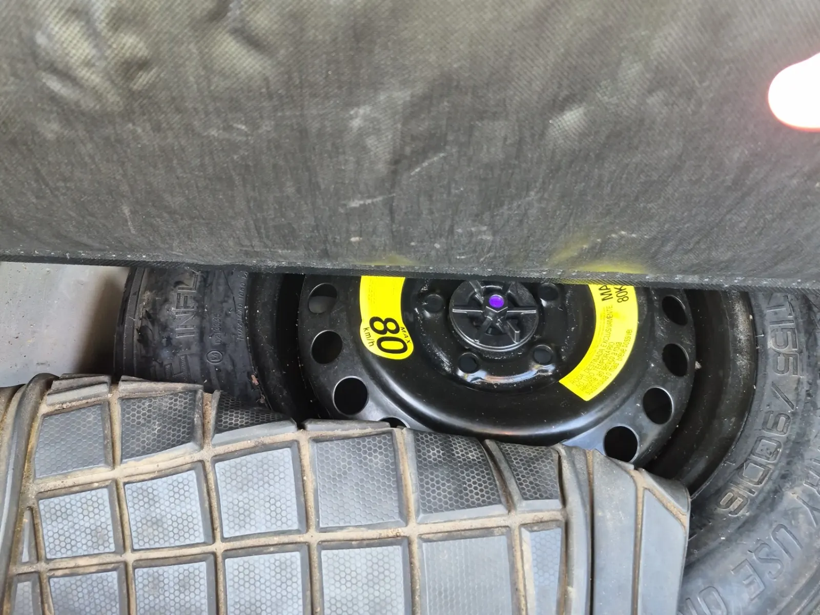 Spare Tire & Wheel Photo